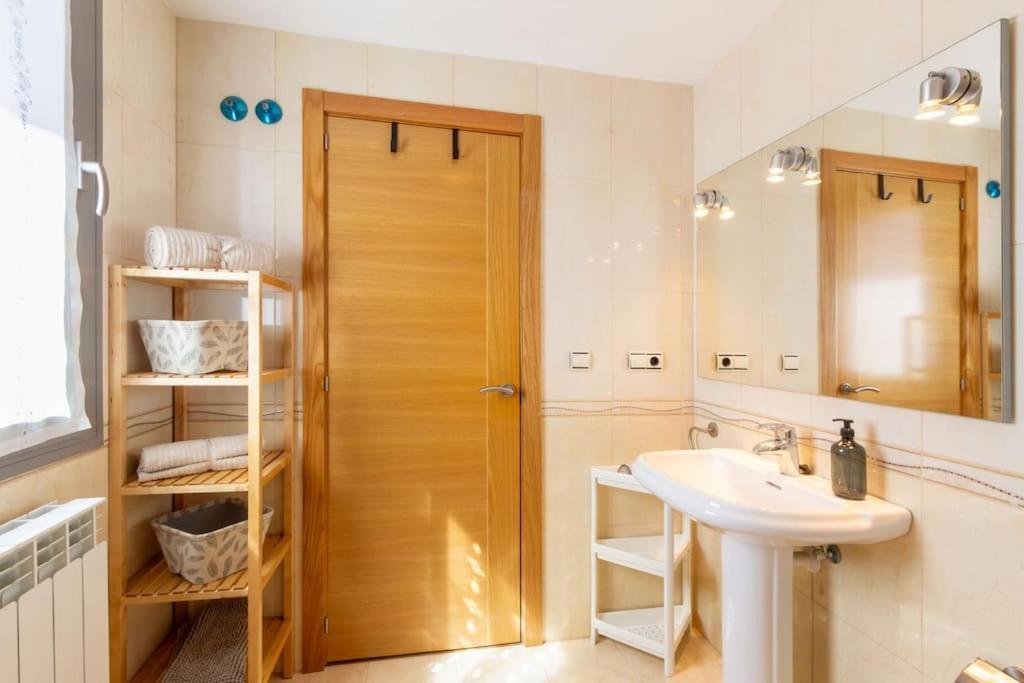 Chalet En Ciruena Con Barbacoa Ngoại thất bức ảnh